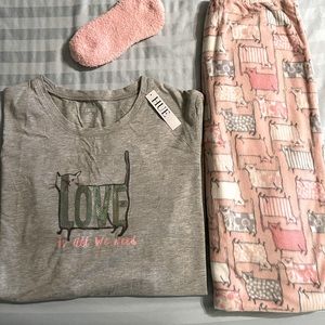 Women’s long sleeve pajamas